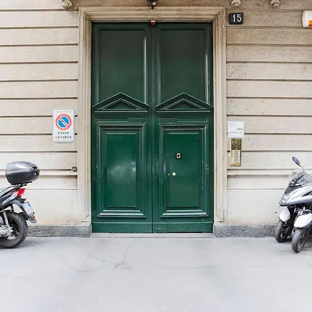 The Rent - Characterful Two-bedroom Flat Steps From Palestro Apartment