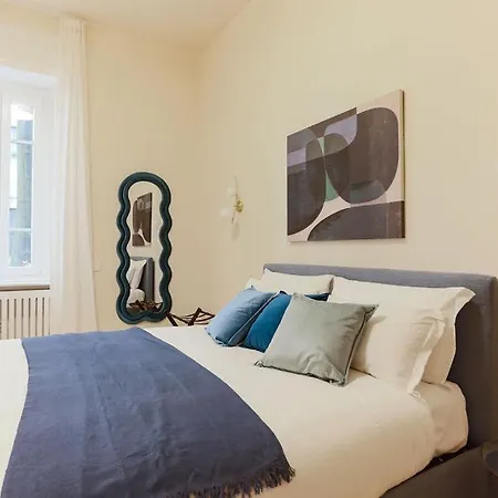 Apartment The Rent - Characterful Two-bedroom Flat Steps From Palestro *